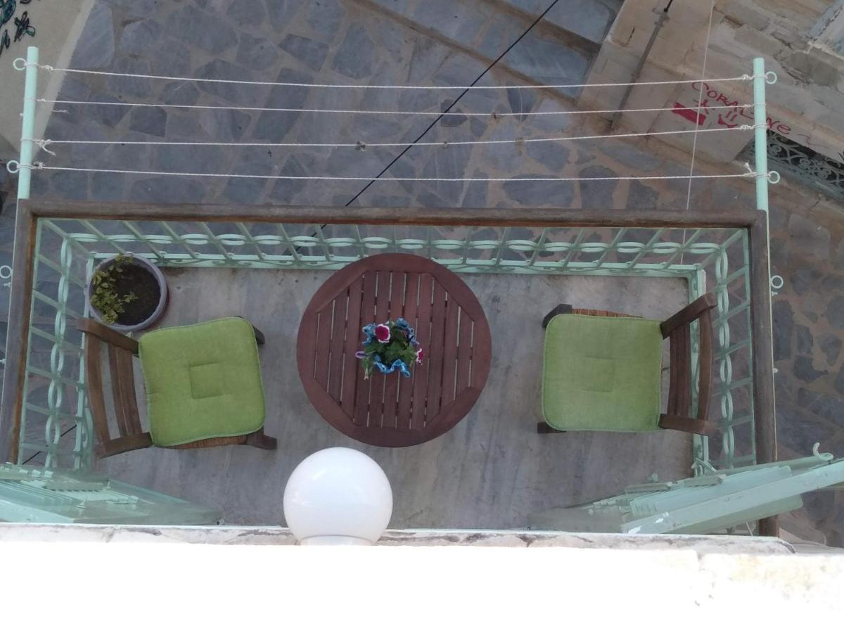1872 - Agnes, Cozy Stony Apartment With Balcony Ermoupoli Ngoại thất bức ảnh
