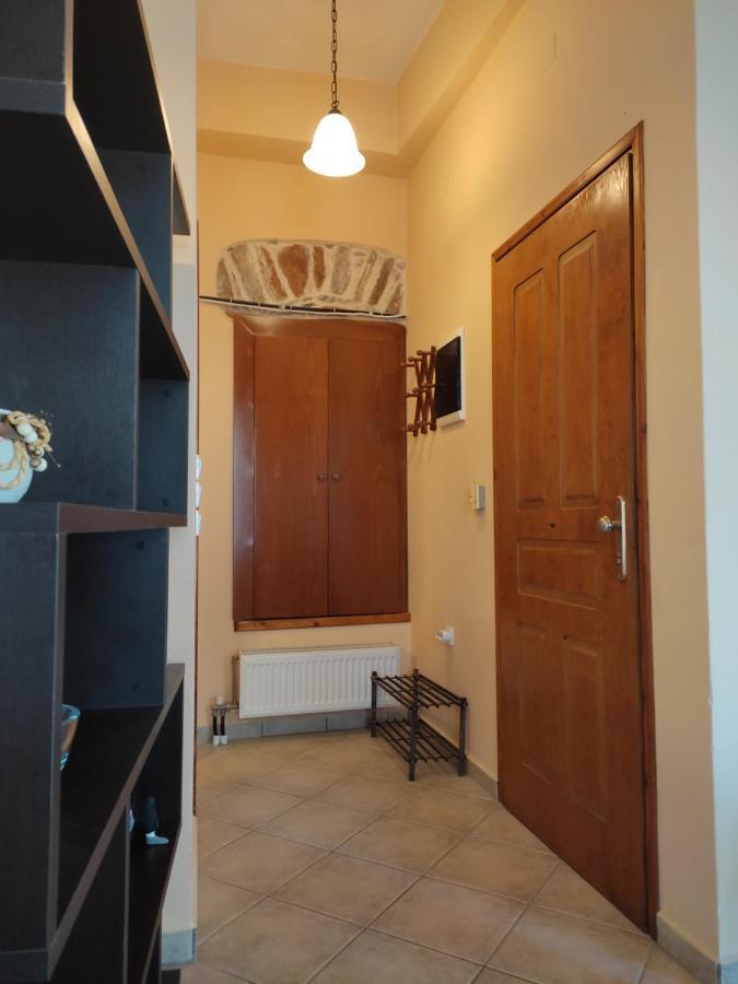 1872 - Agnes, Cozy Stony Apartment With Balcony Ermoupoli Ngoại thất bức ảnh